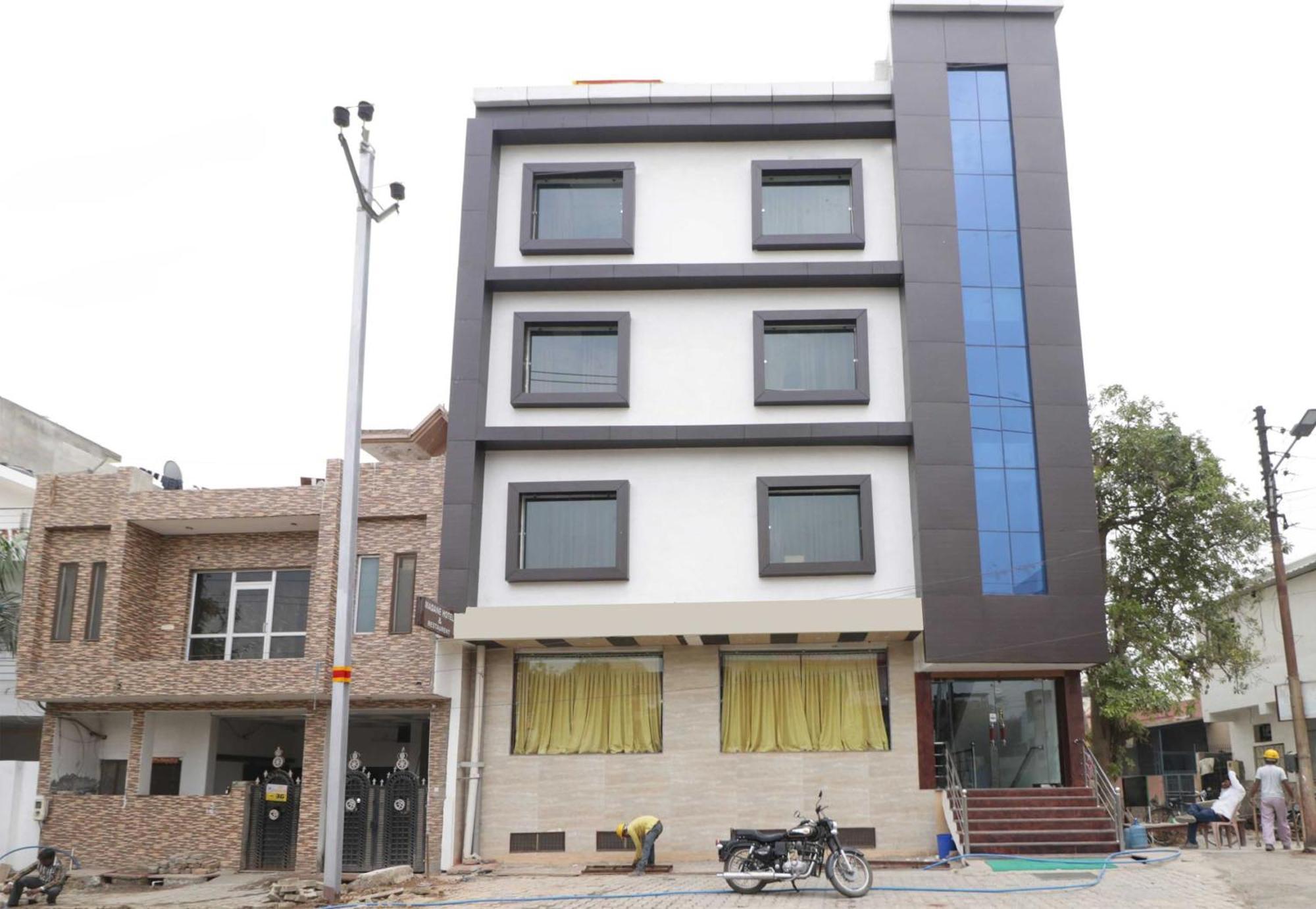 OYO 12750 Hotel Jalsa Tājganj Buitenkant foto