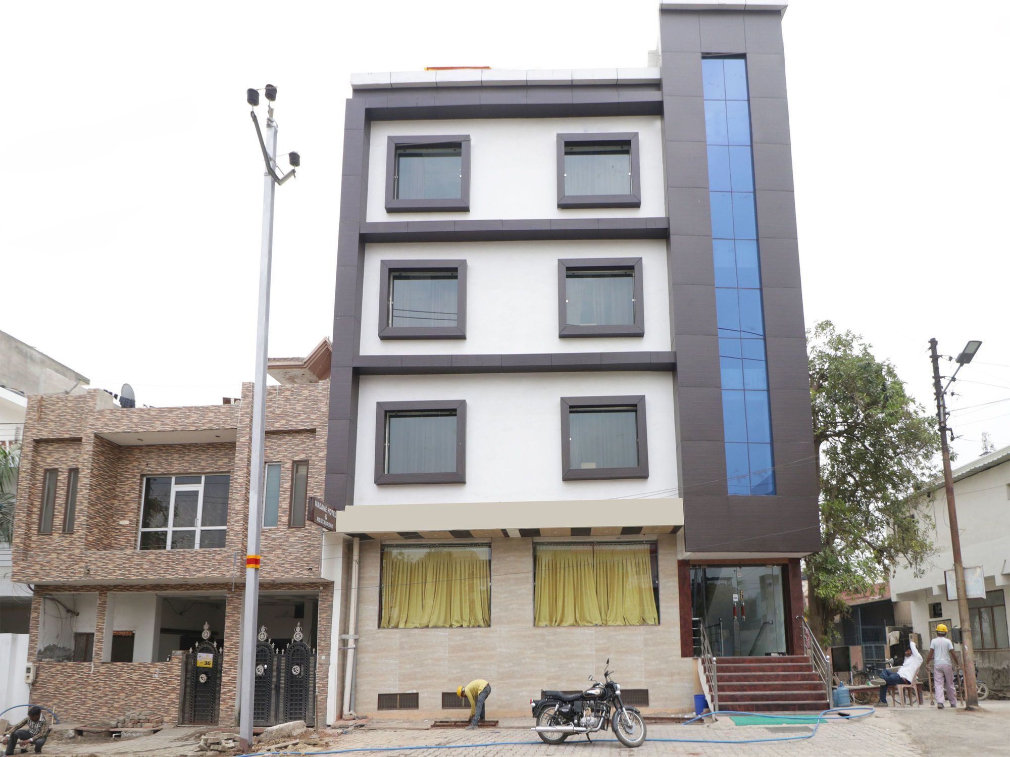 OYO 12750 Hotel Jalsa Tājganj Buitenkant foto